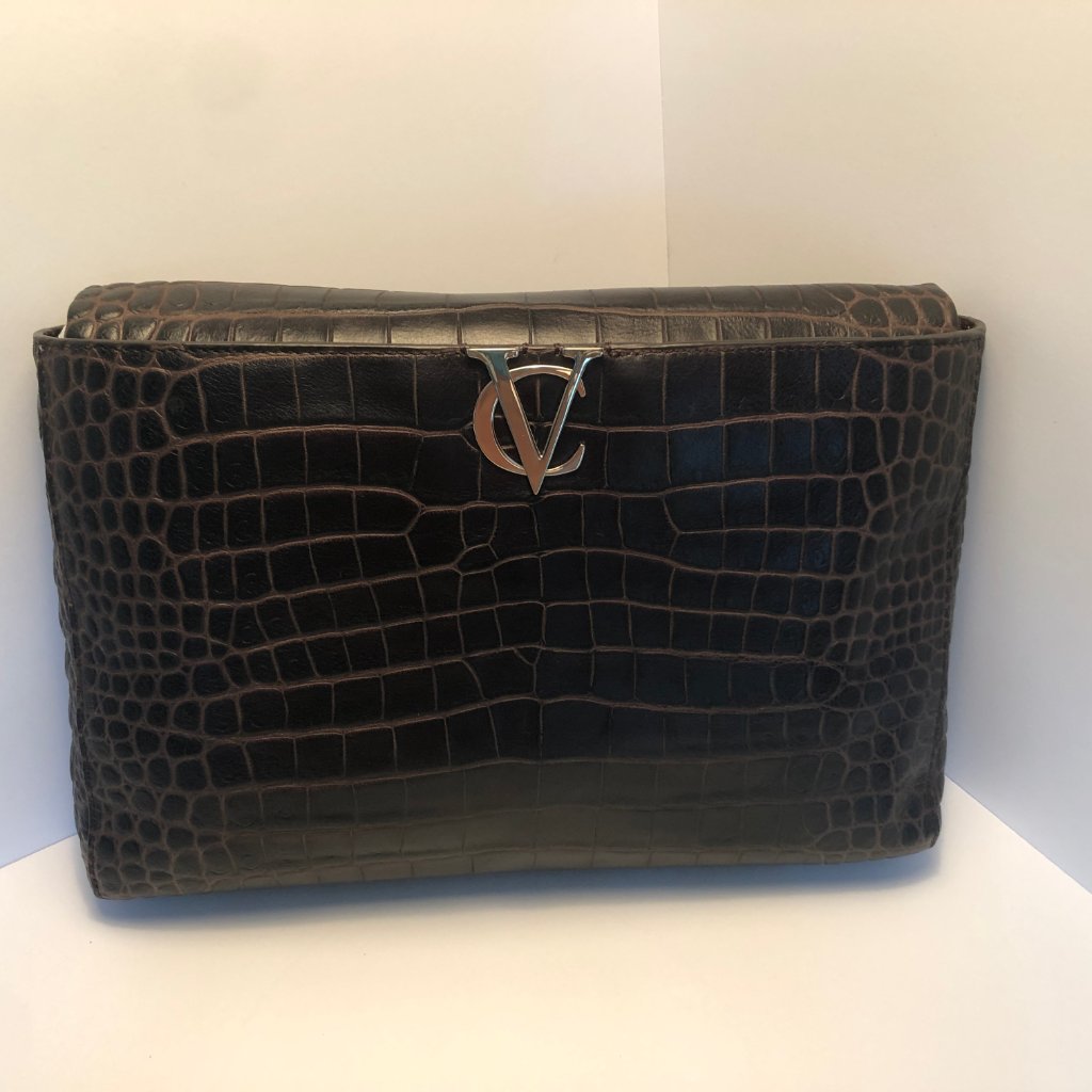 New Original Vince Camuto Signature Oversize Cluth
